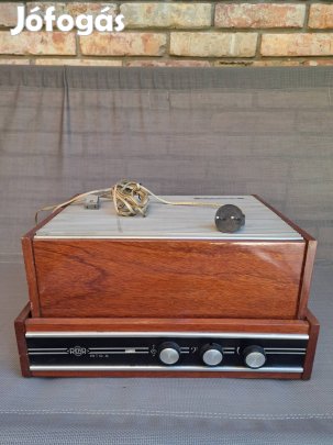 Riga Acords retro lemezjátszó