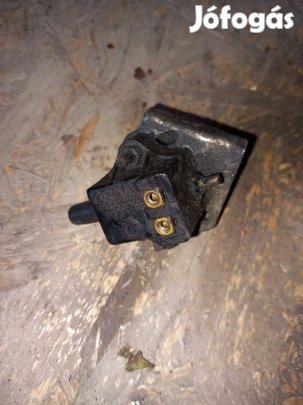 Riga / Karpaty féklámpa kapcsoló