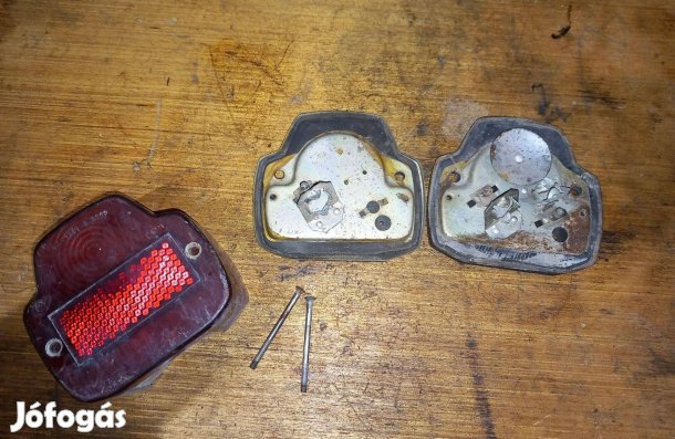 Riga / Verhovina / Izs hátsó lámpa