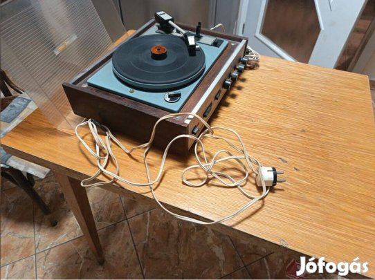 Rigonda Stereo lemezlejátszó