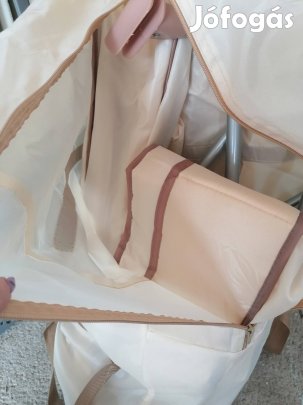 Ringatható allítható magasságú utazó kisagy 