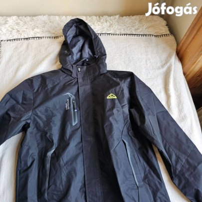 Rip Stop anyagú tura dzseki szél és esö álló L-es méret