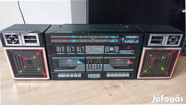 Ritka International GE-298 diszkó LED-es boombox kazettás magnó rádió