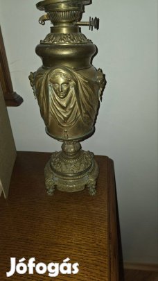 Ritka "Testory Budapest" asztali olajlámpa Fátyolos női arc motívumm