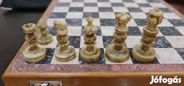 Ritka indiai márvány sakk készlet eladó