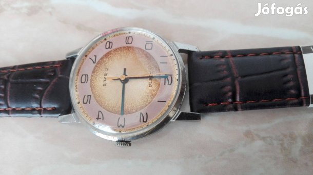 Ritka számlappal régi Orosz Pobeda karóra szép db