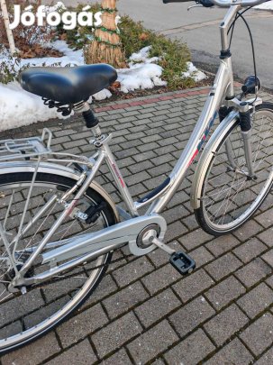 Ritkaság! KTM női trekking kerékpár, Shimano Nexus agyváltós 