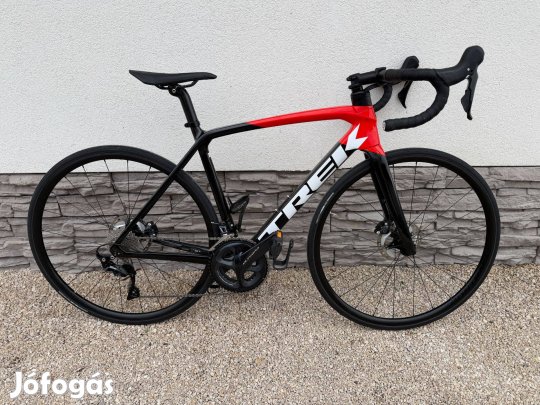 Road bike Trek Emonda SL Disc Pro országúti
