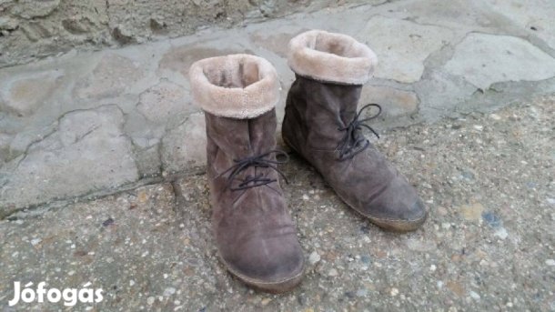 Roberto Santi barna női bundás velúr bőrcsizma / bocskor 40-es