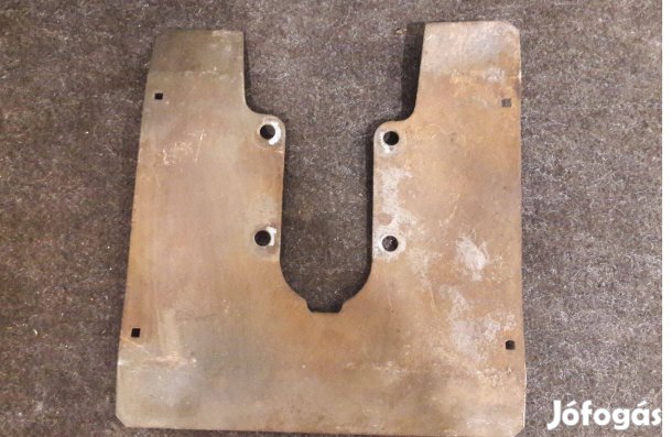 Robi 50 / 52 / 151 / Tomos kapálógép hajtómű gyári sárvédő lemez