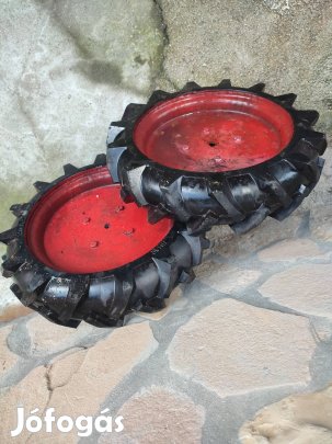 Robi kapálógép fém kerekek 3.50-8 méret - tömör gumival eladók