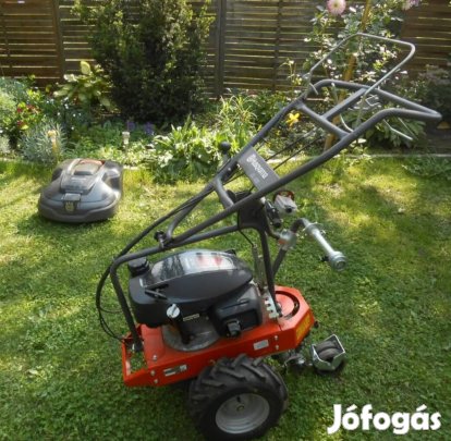 Robotfűnyíró kábelfektetőgép bérlés