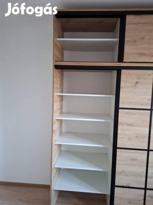 Rock tolóajtós gardrób 