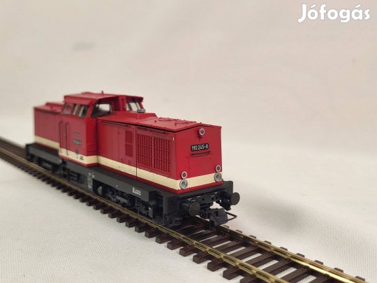 Roco BR 110 analóg dízelmozdony ( H0 )