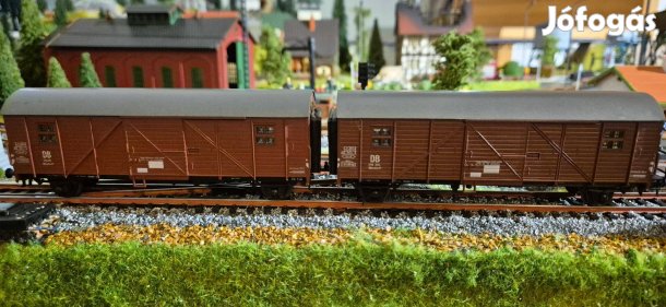 Roco speciális tehervagon H0-ás 2db-os