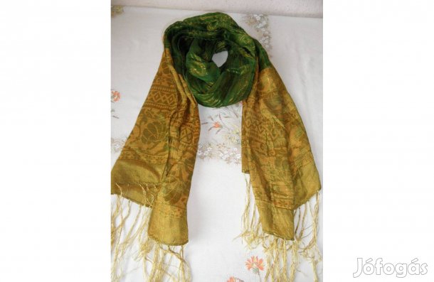 Rojtos női kendő, sál, stóla