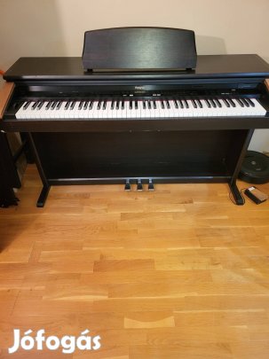 Roland KR-4700 (hibás)