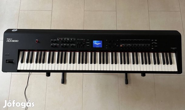 Roland RD-800 színpadi zongora