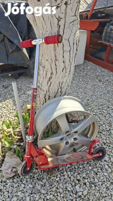 Roler szép újszerű, kisgyerekeknek,sárvédőfékes!
