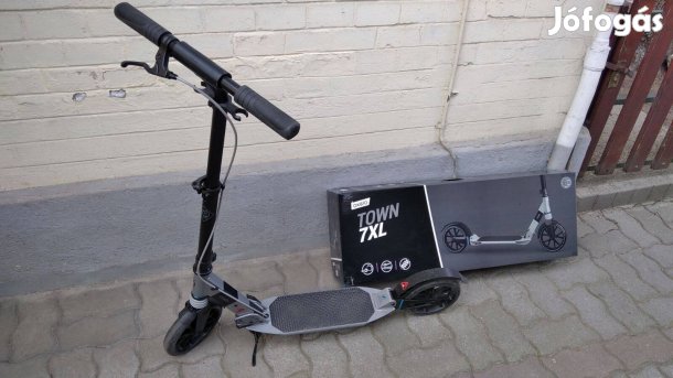 Roller, Oxelo Decathlon Town 7XL Fekete újszerű állapotban 2024 évjára