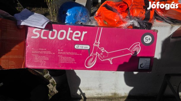 Roller bukósisakkal