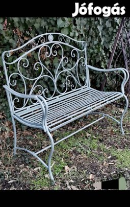 Romantikus elegancia a kertjében