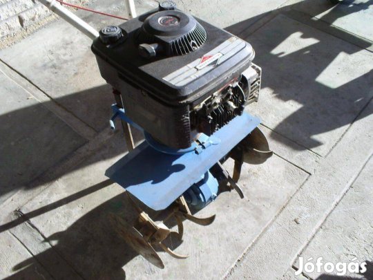 Rotációs kapáló Britts stratton