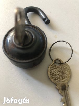 Roto lakat kulccsal eladó