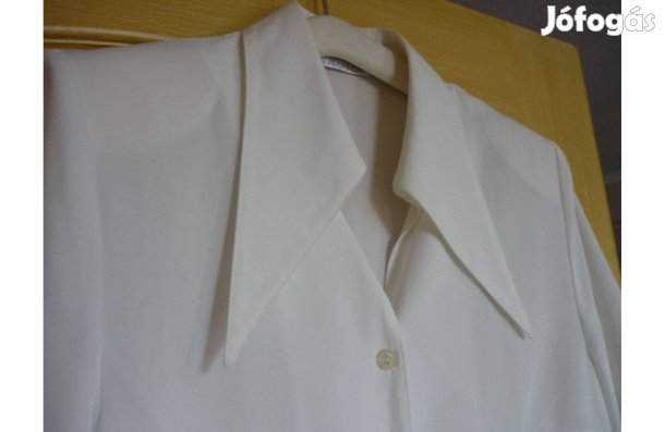 Rövid ujjú krémszínű blúz 42-es méret
