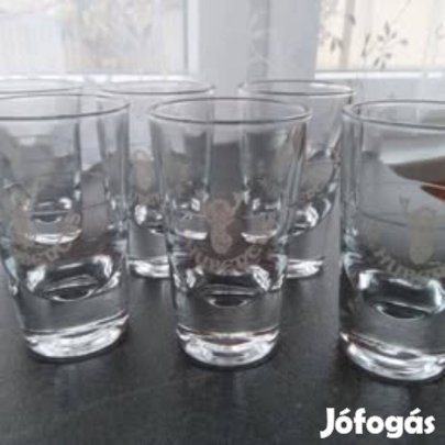 Röviditalos kis poharak