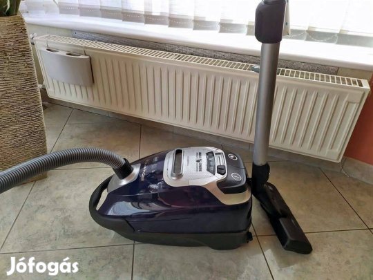 Rowenta Silence Force Extreme Eco porzsákos porszívó