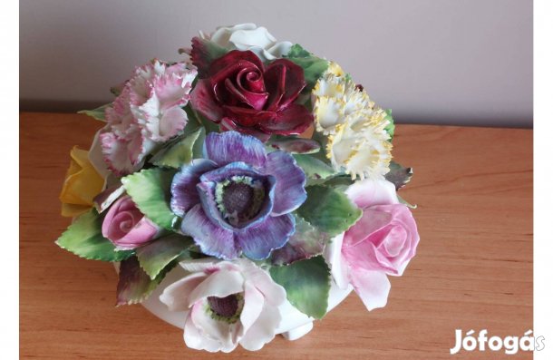 Royal Adderley csontporcelán