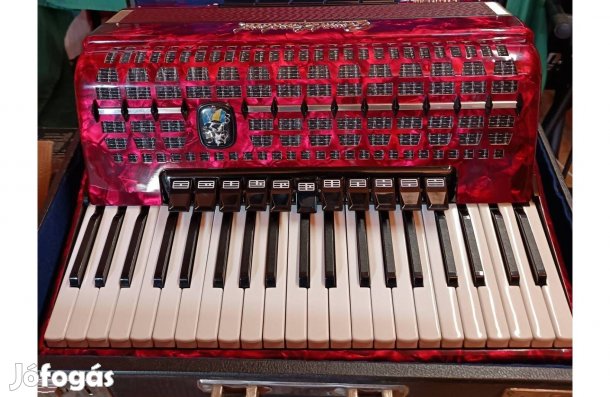 Royal Standard Meteor 120 basszusos harmónika