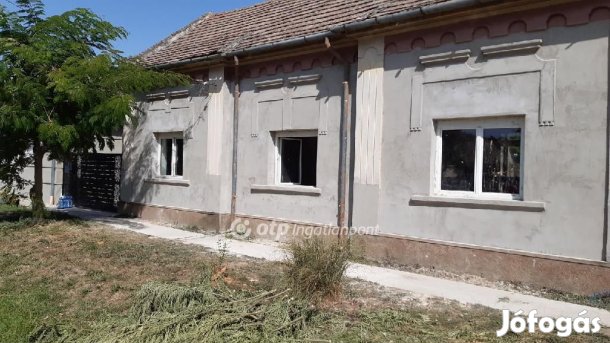 Rózsafai eladó 98 nm-es ház