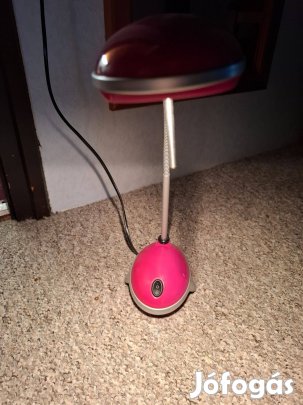 Rózsaszín asztali lámpa