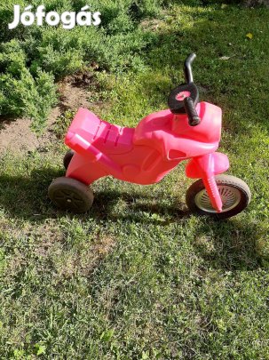 Rózsaszín kismotor kapható