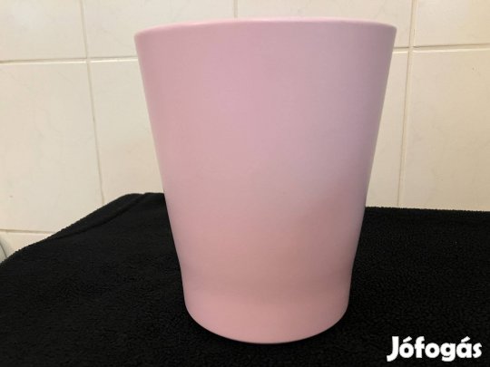 Rózsaszín virágkaspó