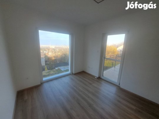 Rózsavölgy, panoráma, kiadó ház