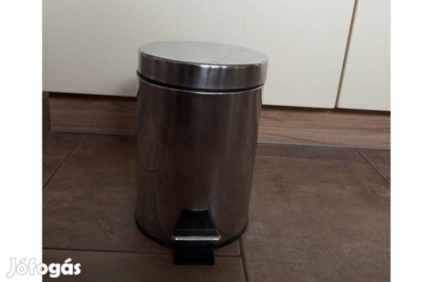 Rozsdamentes acél pedálos kuka szemetes 3 literes