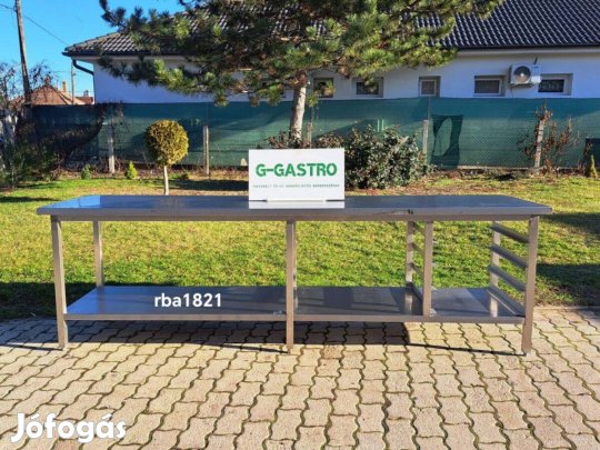 Rozsdamentes asztal alsó polccal rba182