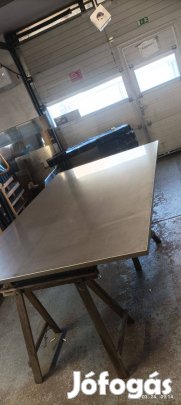 Rozsdamentes asztal asztaltető