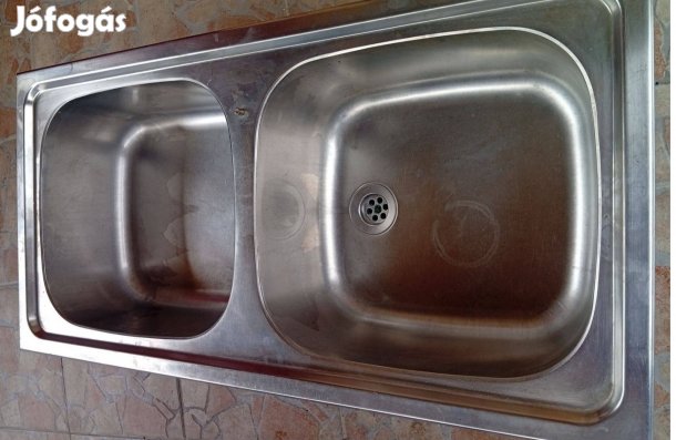Rozsdamentes két medencés mosogató tálca eladó