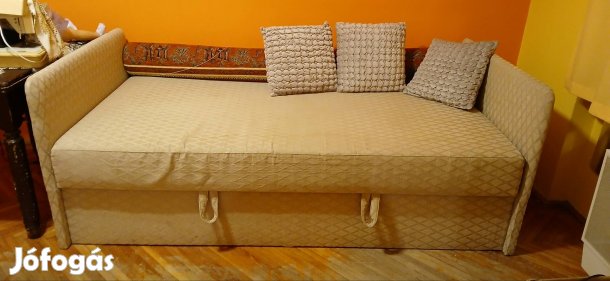 Rugós ágy, magasított, ágyneműtartós