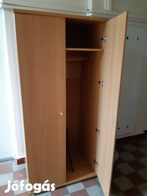 Ruhásszekrény eladó Tatabányán