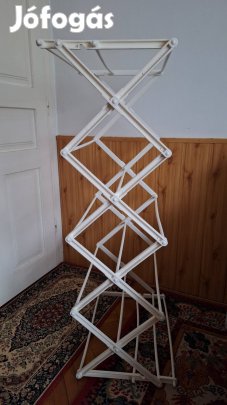 Ruhaszáritó összecsukható