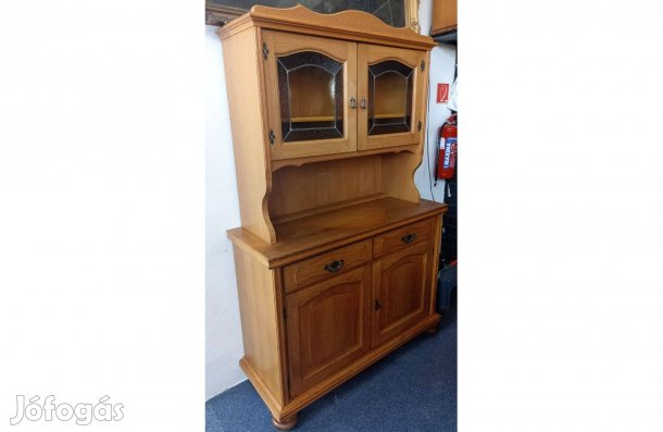 Rusztikus kivitelű, Tölgyfa tálalószekrény eladó