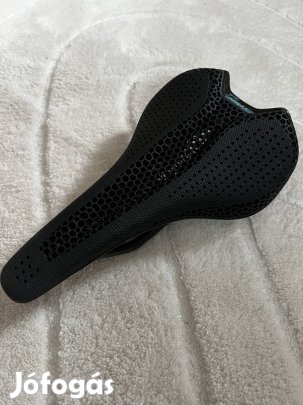 Ryet RT03 full carbon karbon kerékpár ülés nyereg