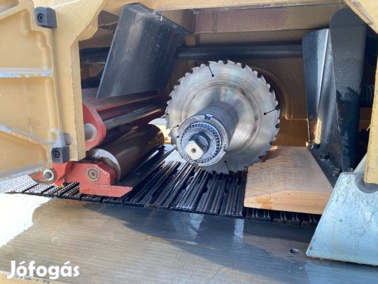 SCM M3 sorozatvágó gép