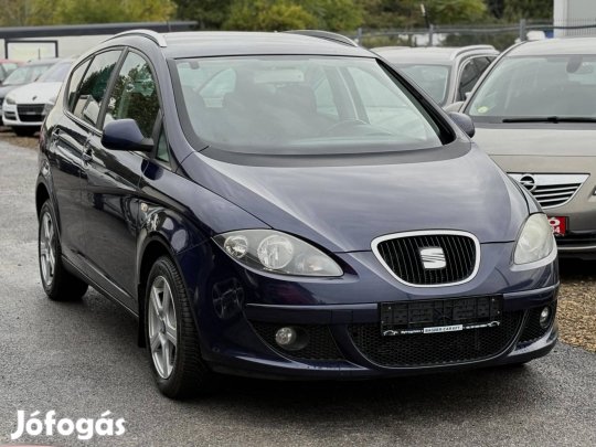 SEAT Altea 1.6 MPI Stylance Szervizkönyv-Friss...