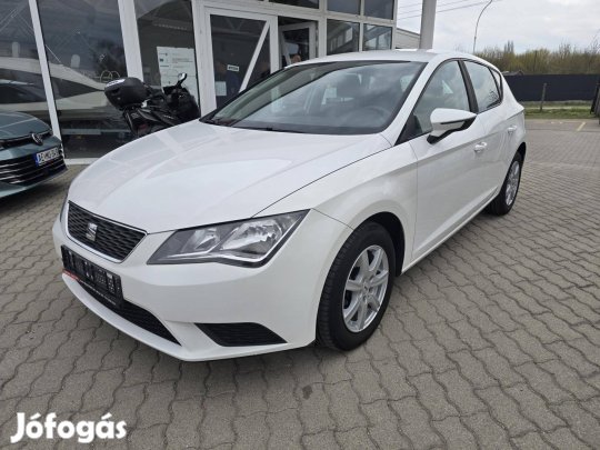 SEAT Leon 1.2 TSi Entry Digitklímás. Szervizkön...